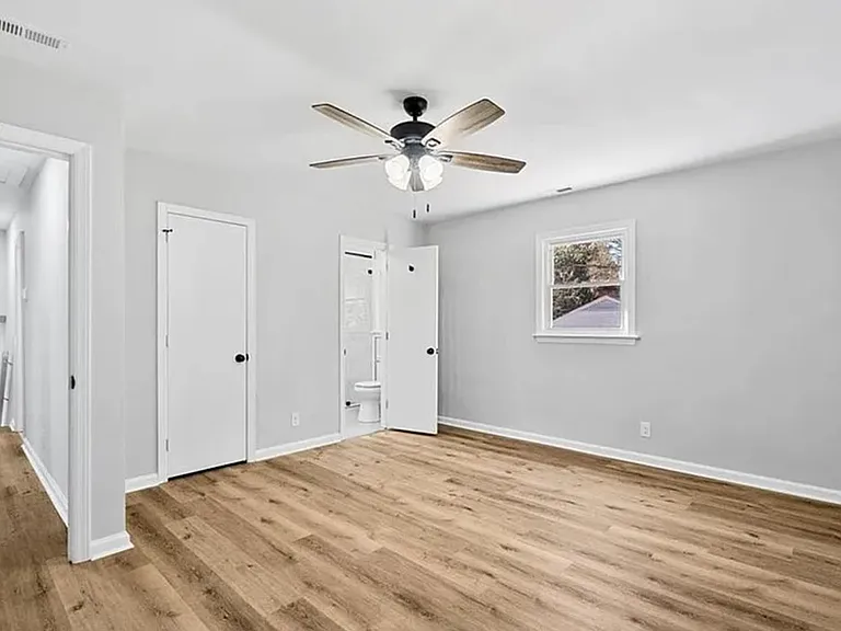 2101 Mimosa Dr — Photo 8