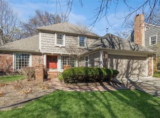 1028 Arno Rd, Kansas City, MO 64113