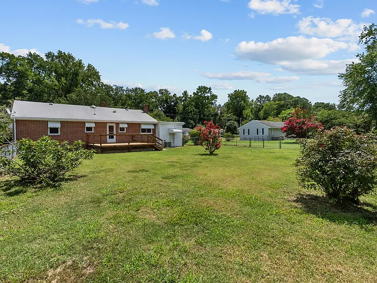 113 Palmyra Dr — Photo 34