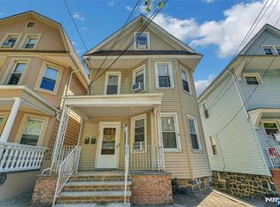 349 Undercliff Ave, Edgewater, NJ 07020