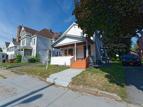 2nd image of 141 N Main St