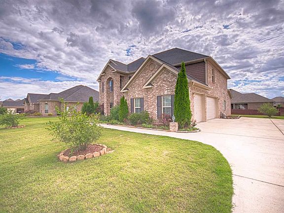 3rd image of 235 Danaher Ln NW