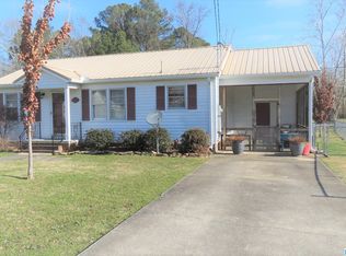 102 Hendrix St, Oneonta, AL 35121