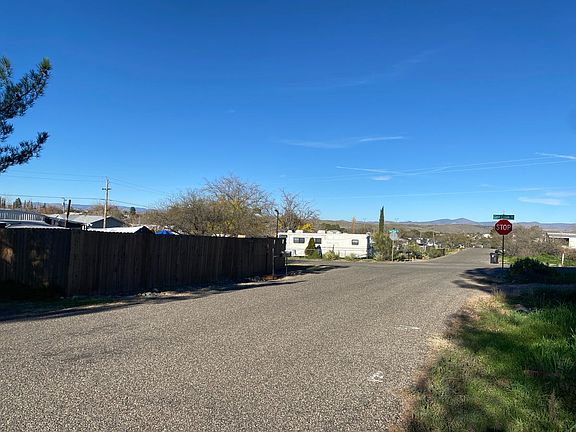 4th image of 20787 E Cedar Dr