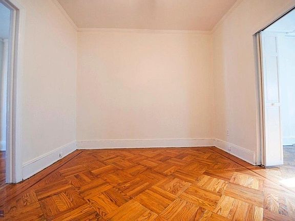 2nd image of 281 Carroll St #3