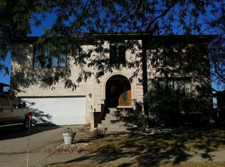 18430 Bock Rd, Lansing, IL 60438