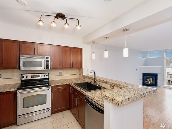 4th image of 211 Kirkland Ave APT 404