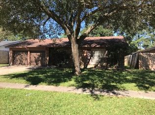 7646 Bubbling Spring Ln, Houston, TX 77086
