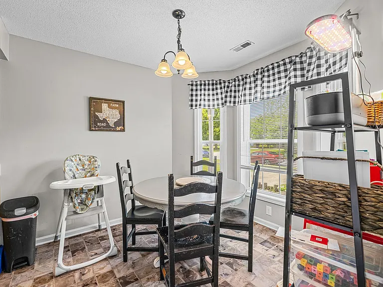 132 Stonemark Ct — Photo 11