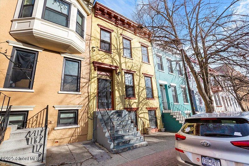 2nd image of 343 Hamilton Street