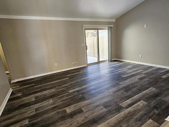 5th image of 25283 Julianna Dr #72