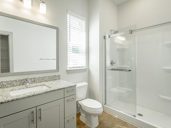 3rd image of 5022 Seaforth St