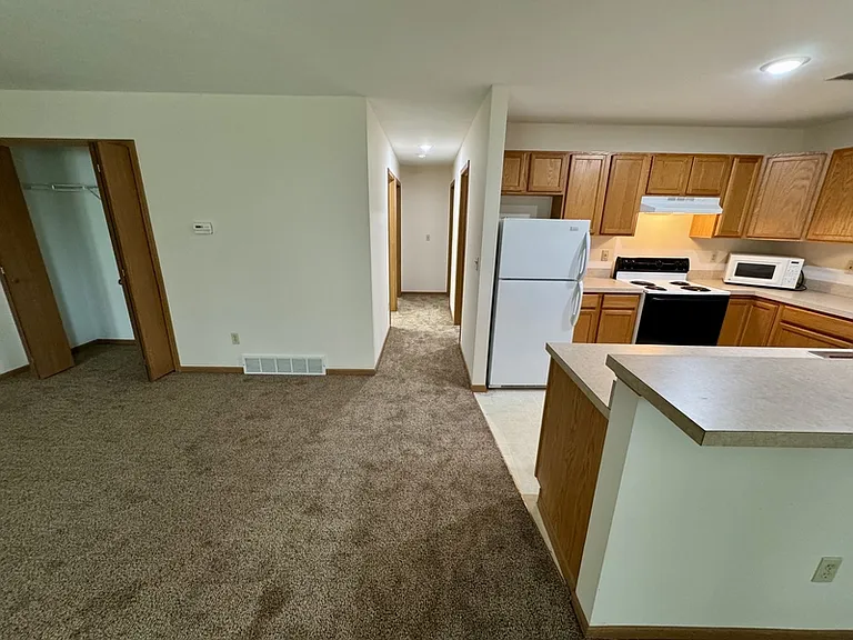 426 Oakwood Ave #I — Photo 4