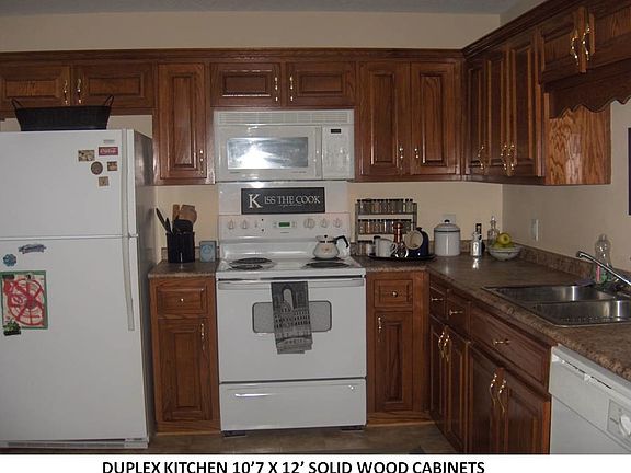 4th image of 2201 Tristan Amber Ct #A-b