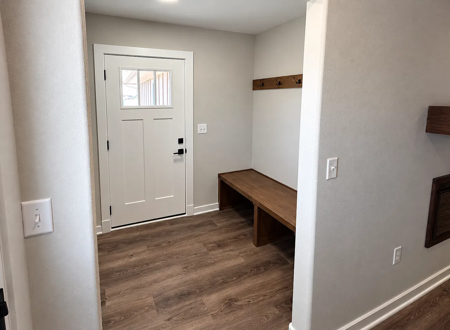3 bed, 1240 sqft, $1,575 — Photo 2