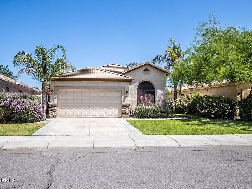 1st image of 956 W DESERT BROOM Court