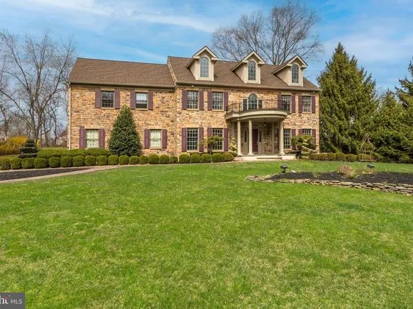 4940 Danielle Dr, Doylestown, PA 18902