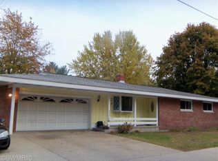 1230 Roberts St, Muskegon, MI 49442