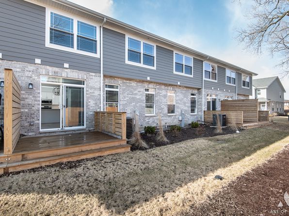 11085 S Coffee Dr #11085A, Palos Hills, IL 60465