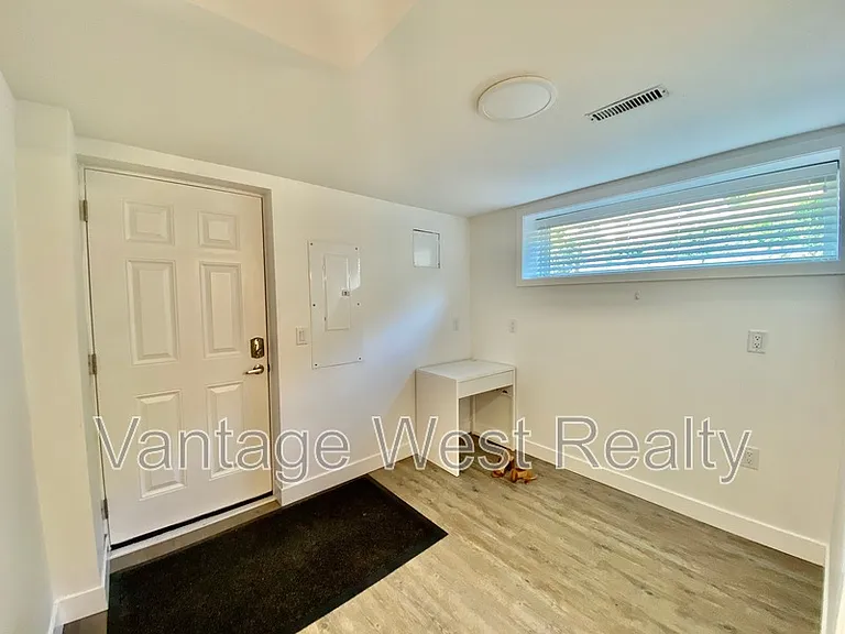 105B Boppart Ct — Photo 14
