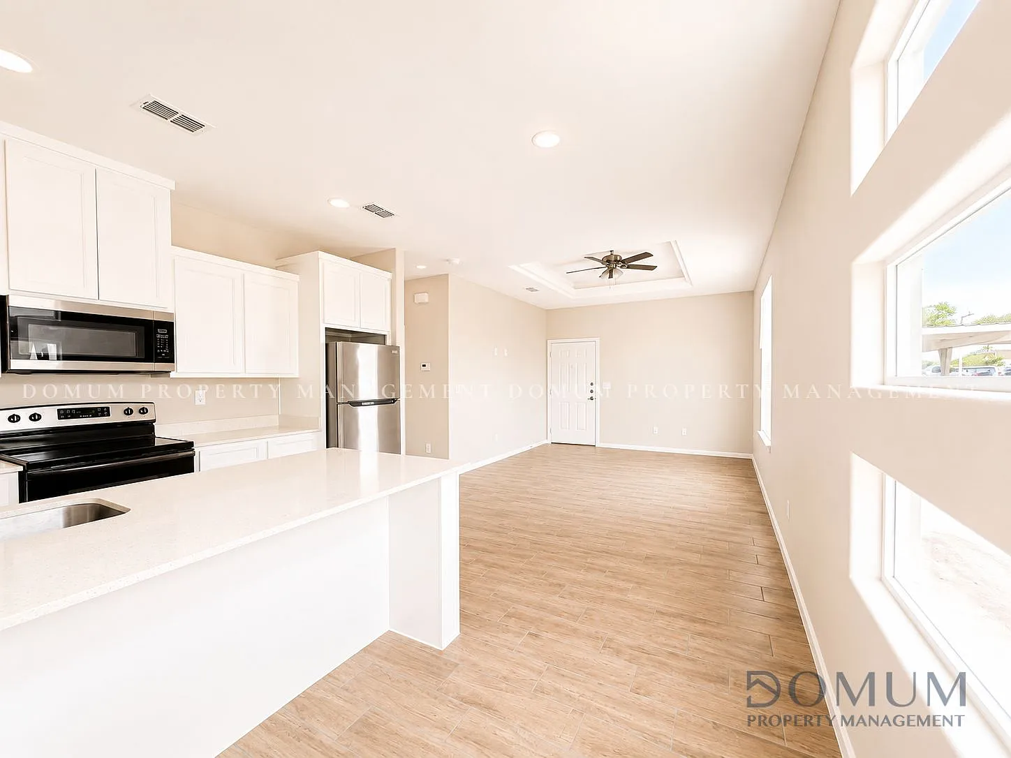 3302 Wolf Creek Avenue - 3 — Photo 3