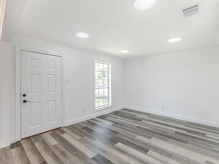 10126 Pine Moss Dr — Photo 14