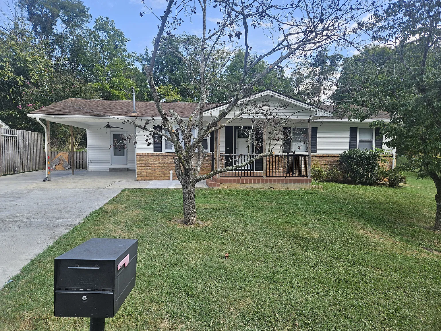 106 Cairo Dr — Photo 1