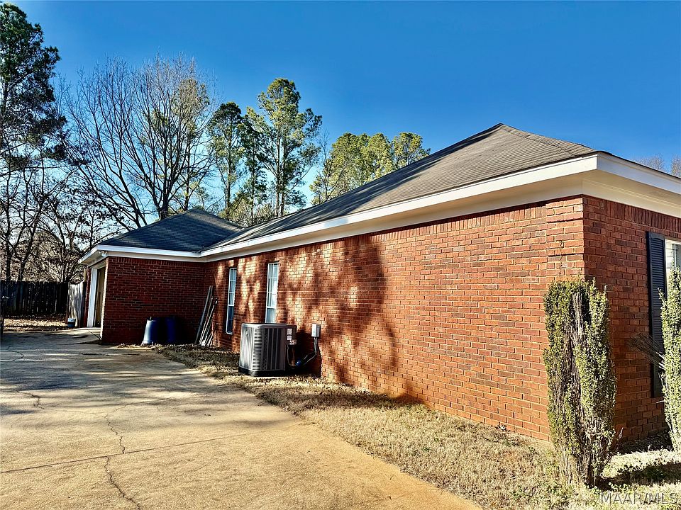 2nd image of 175 Post Oak Pl