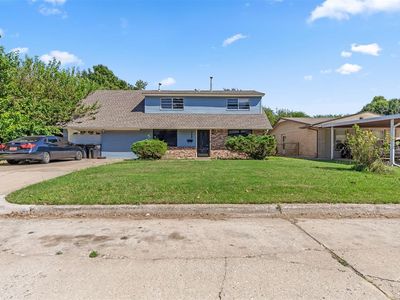 712 Penn Ln, Moore, OK, 73160