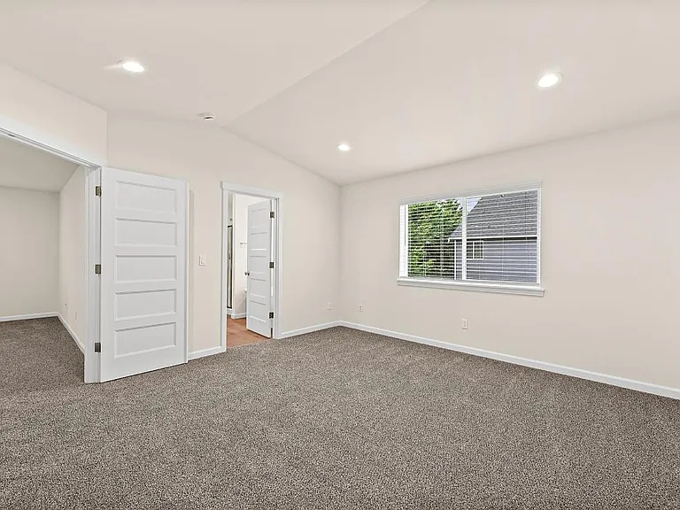 15851 Woodland Ct SE — Photo 29