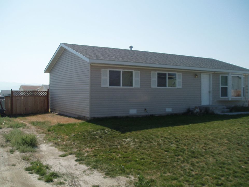 2nd image of 999 Darter Rd