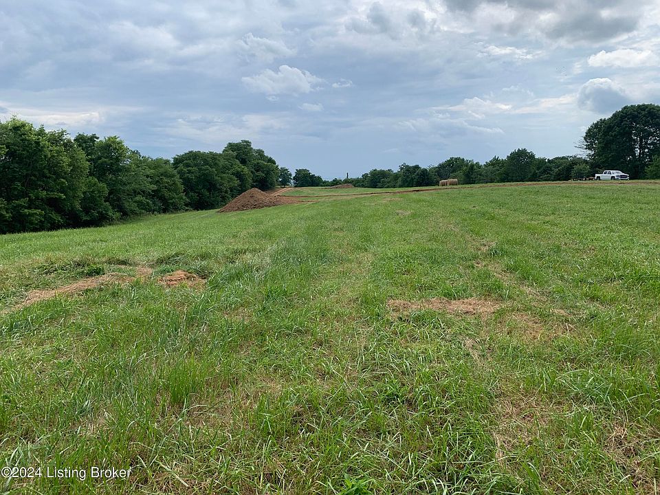 2nd image of 2 Colonel Cox Rd N