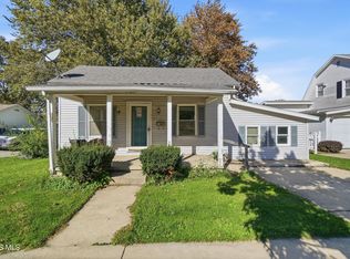 217 E Walnut St, Wauseon, OH 43567