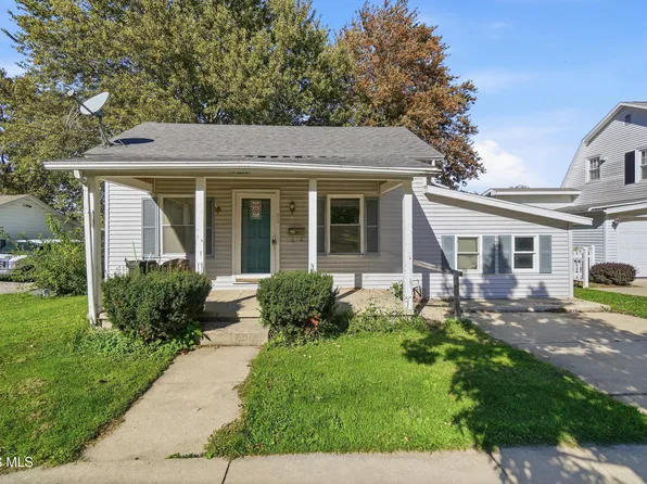 217 E Walnut St, Wauseon, OH 43567
