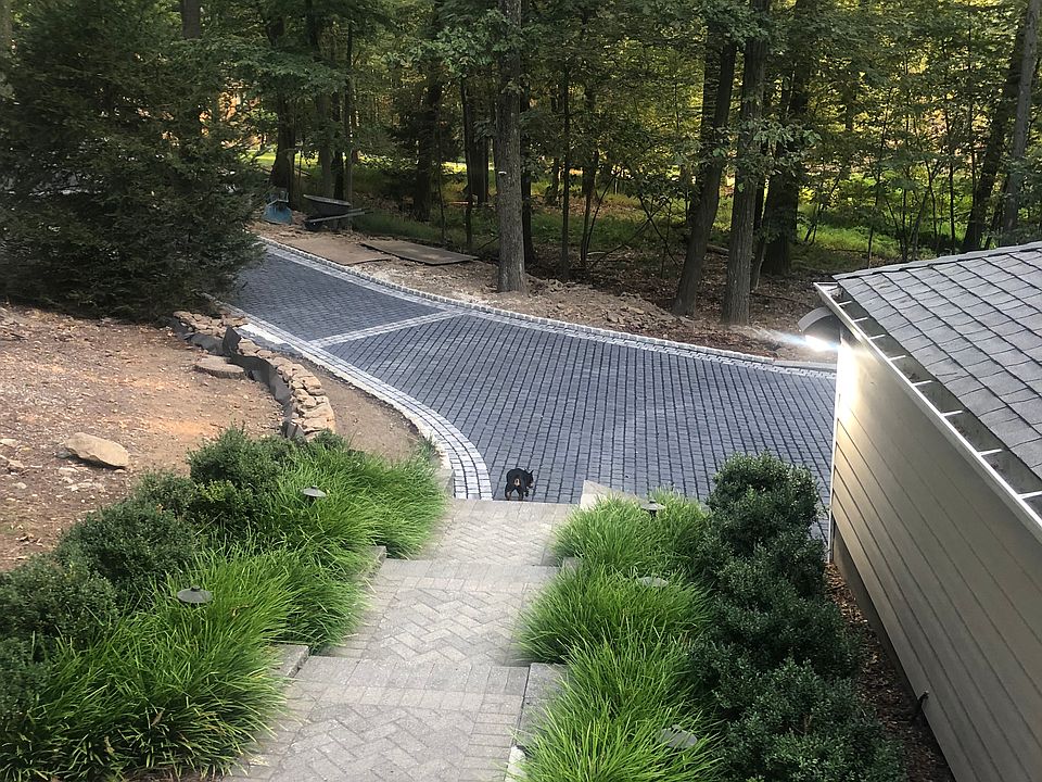 2nd image of 47 High Ridge Rd