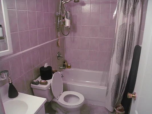 Rented by Alexiou Realty | media 3