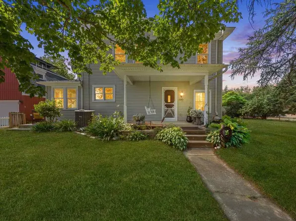 3263 Rohret Rd, Iowa City, IA 52246