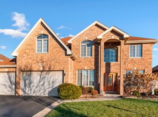 1001 Donnington Dr, Matteson, IL 60443