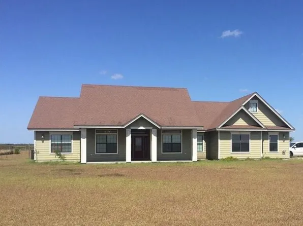 9097 Fm #70, Agua Dulce, TX 78330