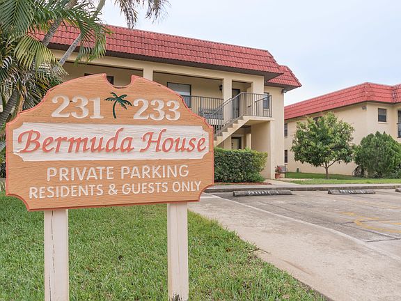 2nd image of 233 Circle Dr APT 7