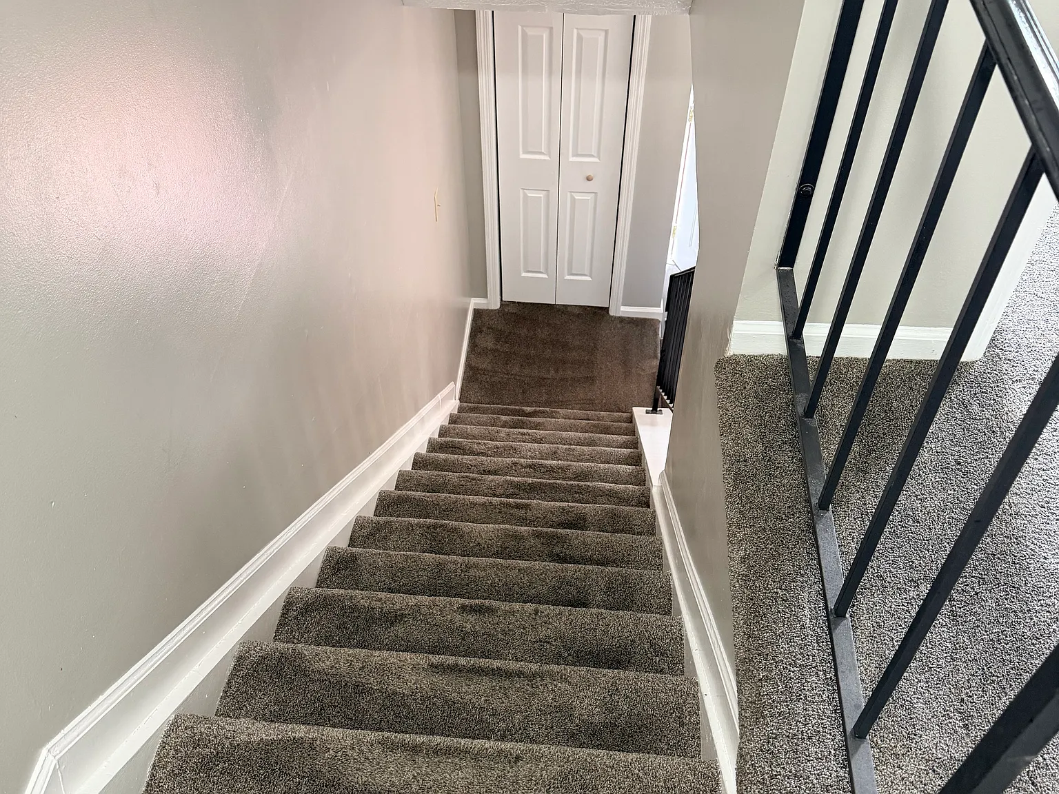 3 bed, 2.5 bath, 1280 sqft, $2,220 — Photo 4