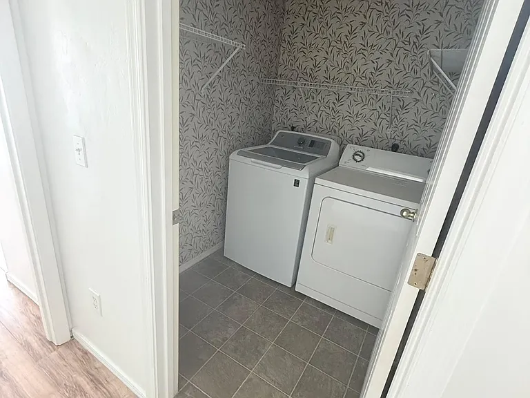 4154 E Betsy Ln — Photo 9