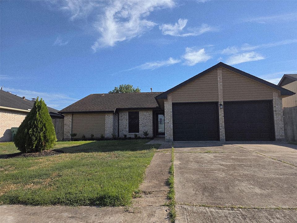 1st image of 3012 Briar Dr