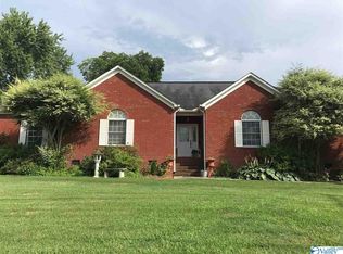 406 Guntersville Rd, Arab, AL 35016