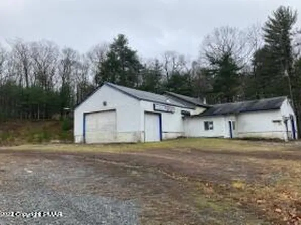 1226 Milford Rd, Dingmans Ferry, PA 18328