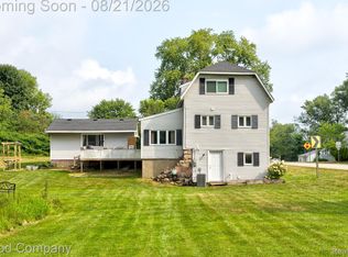 1269 Rochester Rd, Leonard, MI 48367