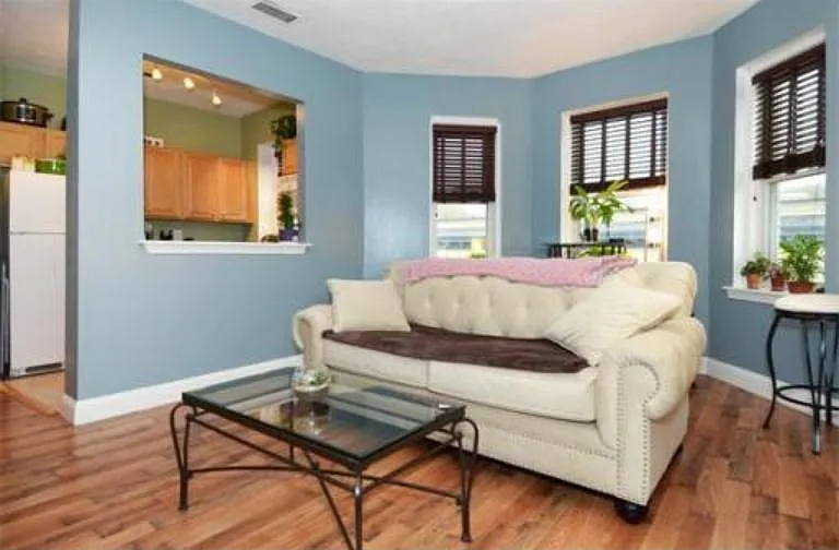 1427 Commonwealth Ave — Photo 1