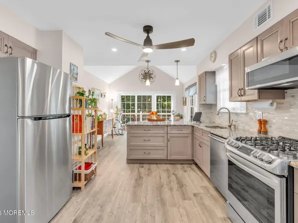 2345 Mount Hood Lane, Toms River, NJ 08753