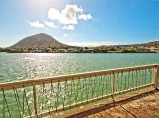 823 Koko Isle Cir, Honolulu, HI 96825