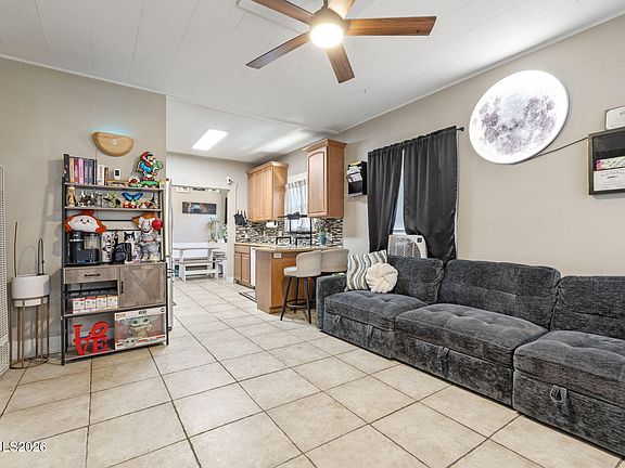 5th image of 1558 A St